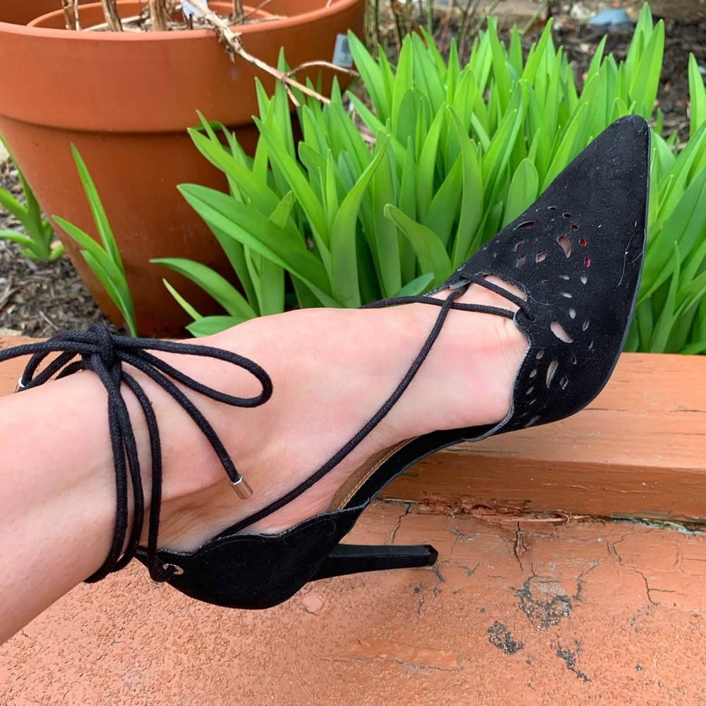 NWT black heels